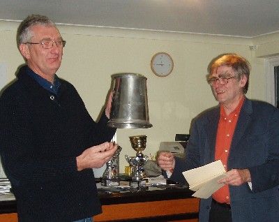 [Mick getting the Tope Tankard]